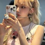 Sakura Miyawaki Instagram - 🎀