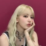 Sakura Miyawaki Instagram - 🎀