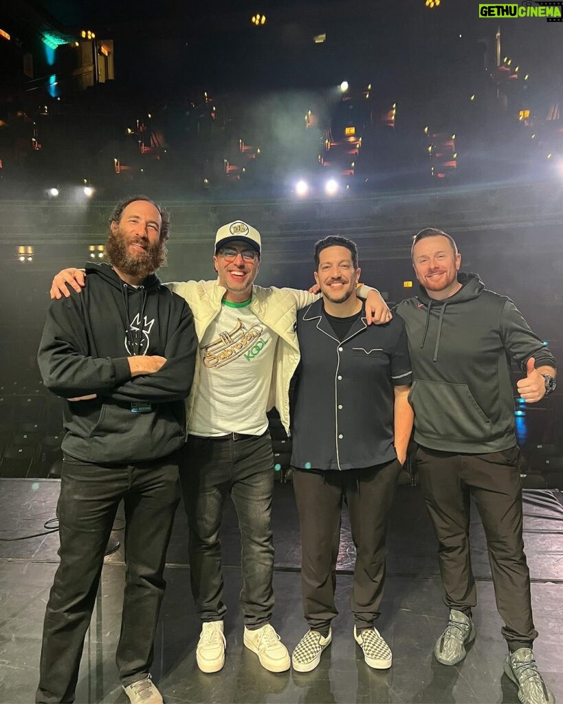 Sal Vulcano Instagram - Incredible weekend watching my brother @salvulcano crush his 1st standup special🔥 You guys are in for a treat. It looks gorgeous, the set is hilarious, and the crowds were perfect. Sal is the mensch amongst men, and worked his ass off for this. Always good being inspired by homies. @arishaffir @bramsec & @800pgm were legends, and @chrisjcomedy set the tone up top. Thanks for the fun Chicago!!😎 The Vic Theatre