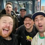 Sal Vulcano Instagram - Incredible weekend watching my brother @salvulcano crush his 1st standup special🔥 You guys are in for a treat. It looks gorgeous, the set is hilarious, and the crowds were perfect. Sal is the mensch amongst men, and worked his ass off for this. Always good being inspired by homies. @arishaffir @bramsec & @800pgm were legends, and @chrisjcomedy set the tone up top. Thanks for the fun Chicago!!😎 The Vic Theatre