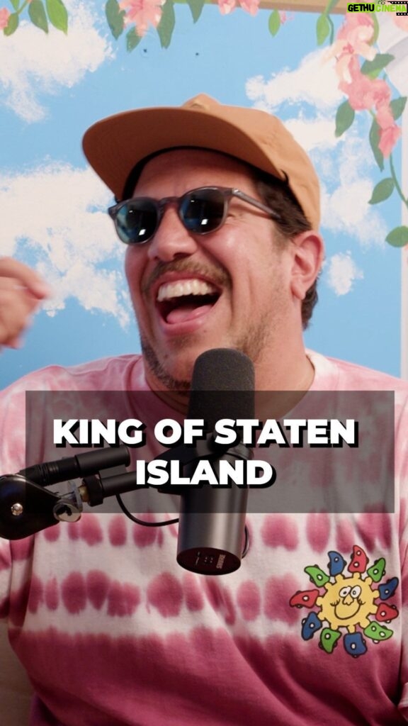 Sal Vulcano Instagram - it’s not a prestigious position 👑 new @stavvysworld with @salvulcano out now on Youtube and everywhere you listen to podcasts!! #shorts #comedy #funny #jokes #standup #crowdwork #podcast #statenisland #newyork #nyc #ny #impracticaljokers #regal #king #royal #reels #fyp #foryou #foryourpage