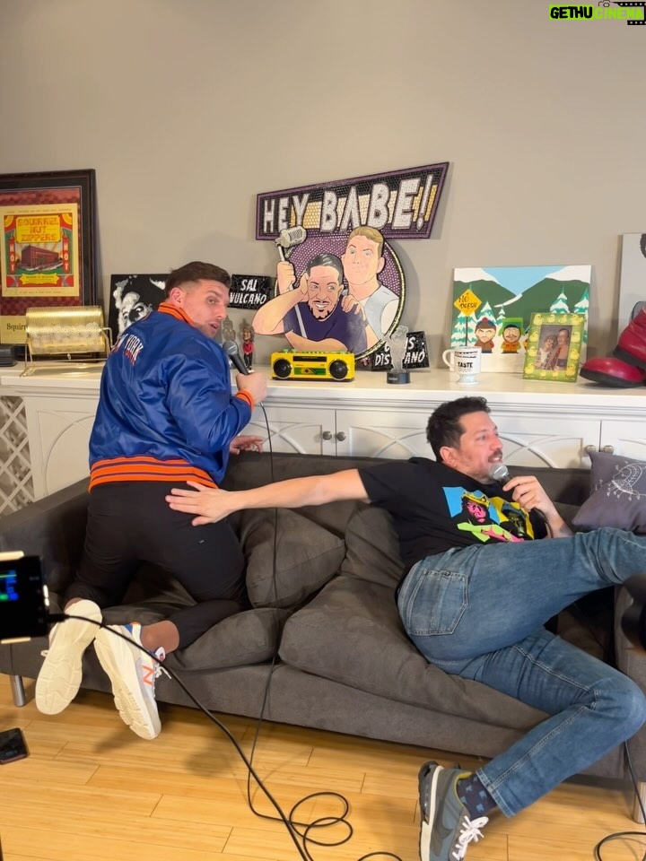 Sal Vulcano - 24.8K Likes - Babes are all about COMEDY! That’s it!! 😅
Watch out! The Babes are coming back next week FEB 8th!! ALL NEW EPS🙌🙆🏻♂️🙆🏼♂️
#comedy #fyp #podcast #HeyBabe