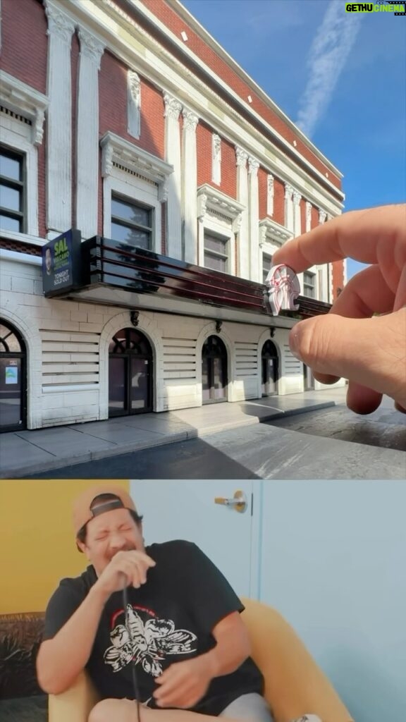 Sal Vulcano Instagram - I had the pleasure to create @thevicchicago for my buddy and comedian @salvulcano who’s is filming his special on Dec 1 and 2nd in #chicago! Go check him out! #miniature #miniatures #dioramas #diorama #scalemodel #miniatures The Vic Theatre