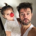 Salih Bademci Instagram - Ve artık evde bir palyaço daha var.🤡 Ve yine ütüyle fotoğraf çektim. 🤦‍♂️ Istanbul, Turkey