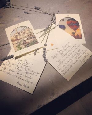 Salih Bademci Instagram - Evet, bu hafta sonunu kendimize rezerve etmemize yardım eden sevgili Aslıhan hanım ve tüm @argosincappadocia çalışanları, kattığınız tüm güzellikleri bir de olağanüstü bir zarafet ile yaptınız. Çok teşekkür ederim.🙏🙏🙏