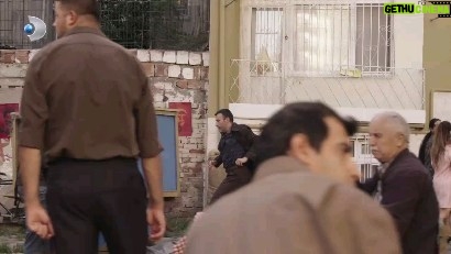 Salih Bademci Instagram - 7 EYLÜL PERŞEMBE 20:00 KANAL D 💣 #dilektaşı @cansinan @ltndnmz @hazalsubasii @modolunay @teoman.kumbaracibasi @cicekdilligil @perihansavass @ozgeozberk_official @mselifdogan @pastelfilmtv @dilektasitvdizisi Istanbul, Turkey