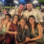 Salih Bademci Instagram - Bir "süper babaanne"den kuzenlerceydik... #ecemkeremwedding İzmir Cesme Alacati