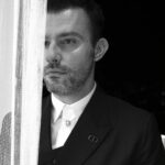 Salih Bademci Instagram - Kelebek etkisi. Fotoğraflar: @jiyankizilboga Styling: @inankirdemir Saç: @mustafa_akguul Makyaj: @ugurkiral Mekan: @rafflesistanbul Takım: @dior Aksesuarlar: @bulgari Yürekten teşekkür ederim. #altınkelebek Istanbul, Turkey