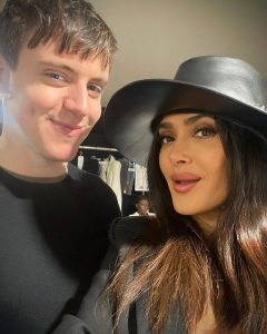 Salma Hayek Pinault Instagram - Last night at the Alexander McQueen Autumn Winter 2024 Show to see the new Creative Director, Seán McGirr #McQueenAW24 #AlexanderMcQueen Hair: @johnnollet Make-up: @anglomamakeup Jewellery: @jessica_mccormack