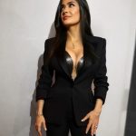 Salma Hayek Pinault Instagram - Last night at the Alexander McQueen Autumn Winter 2024 Show to see the new Creative Director, Seán McGirr #McQueenAW24 #AlexanderMcQueen Hair: @johnnollet Make-up: @anglomamakeup Jewellery: @jessica_mccormack