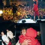 Salmo Instagram – INDIMENTICABILE. Ieri al @marrageddonfest è stato incredibile. Grazie @kingmarracash per questo regalo e grazie Milano per la vibe🔥Se state iniziando a fare musica e volete un piccolo consiglio: cercate di essere competitivi in live! La musica dal vivo vi permetterà di sopravvivere a lungo, vi darà più soddisfazioni di qualsiasi altro risultato. Le canzoni che cantate dal vivo devono essere fedeli alla registazione. I concerti sono magia pura, la verità assoluta, l’esame di maturità. Viva la fregna 📸 @giusantonelliph