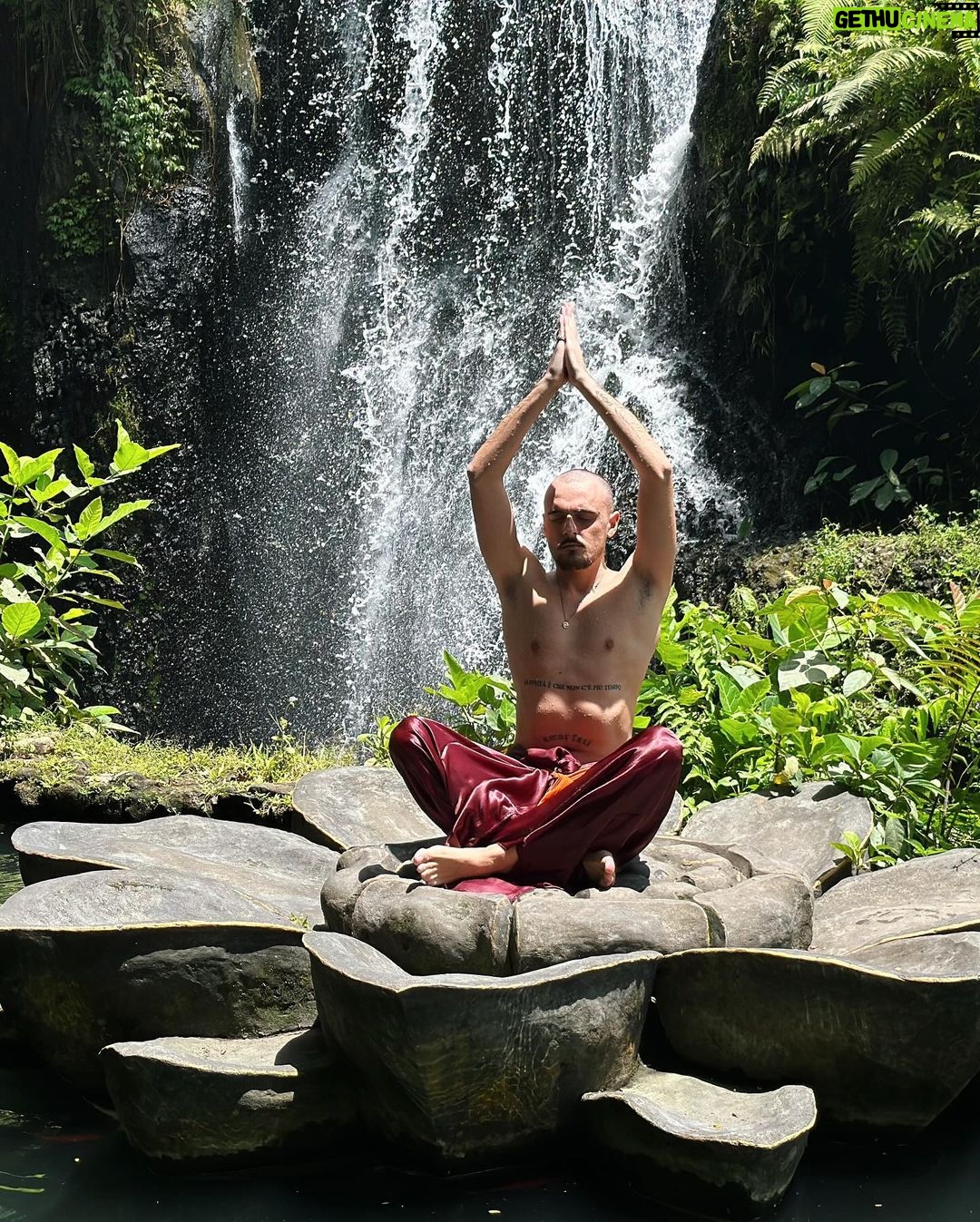 Salvatore Cinquegrana Instagram - ricerca spirituale a Bali Bali, Indonesia