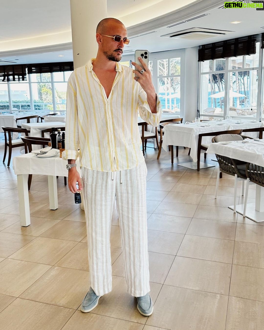 Salvatore Cinquegrana Instagram - macchina rosa per conquistarle tutte