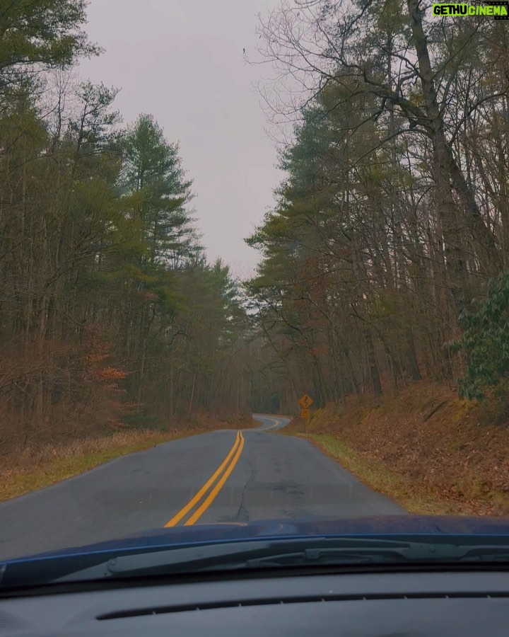 Salvatore Cinquegrana Instagram - empty roads appreciation dump Virginia USA