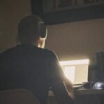 Salvatore Cinquegrana Instagram - non so se Miami mi sta convincendo come città… ma prendere il sole e fare il bagno in pieno inverno per me è un grande sì 🌞