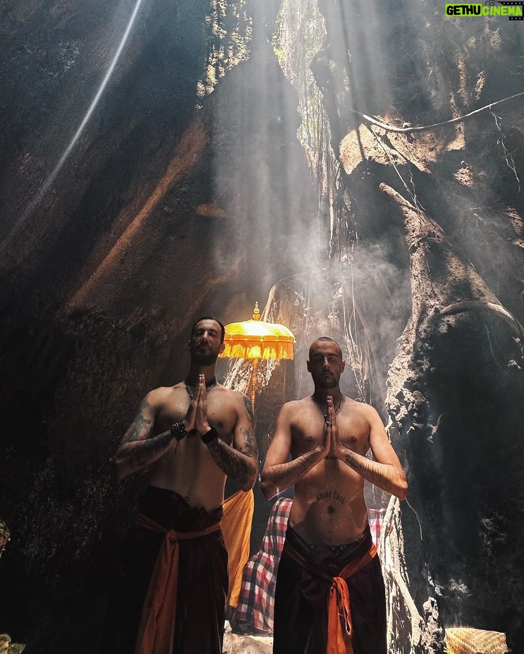 Salvatore Cinquegrana Instagram - ricerca spirituale a Bali Bali, Indonesia