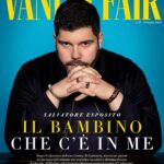 Salvatore Esposito Instagram - Dopo il successo del suo Genny di «Gomorra», Salvatore Esposito torna nei panni di un boss del crimine ma stavolta da cattivo diventa buono. E piccolo. Difficile? «Dico spesso ai ragazzi che studiano recitazione che il nostro mestiere è bello solo se teniamo vivo il bambino che abbiamo dentro e che ci permette di creare e di essere curiosi: cose che noi adulti purtroppo ci dimentichiamo di fare. Confrontarsi con un criminale che diventa una bambina di 11 anni era un rischio, ma non mi ha mai spaventato perché cerco sempre, attraverso i personaggi e le storie, di lasciare qualcosa in chi guarda». Parola di un antidivo che non si è mai preso sul serio. L'intervista a @salvatoreesposito al link in bio. Intervista @mariomanca89 Foto @cinava_photography Styling @simonamalibu Abiti @Zegnaofficial Press @upgradeartist