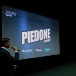 Salvatore Esposito Instagram – #PiedoneLaSerie è stato annunciato ieri nel corso dell’evento organizzato da @titanus1904 per la presentazione dei loro progetti 2023/2024 !!! La serie sarà prodotta insieme a @wildsidesrl per @skyitalia !!! Io sarò uno dei co-autori in un talentuosissimo team di scrittura e con me @giuseppe.pedersoli , figlio di @budspencerofficial . Insieme, tutti, cercheremo di rendere onore ed omaggio ad un icona napoletana mondiale !!! Roma, Italia / Rome, Italy