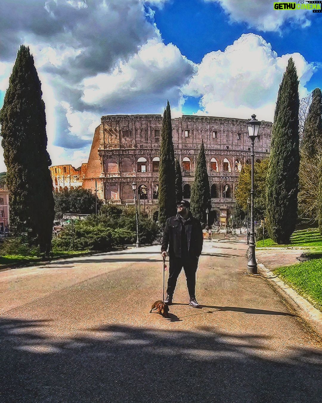Salvatore Esposito Instagram - Day by Day . Colosseum,Rome,Italy