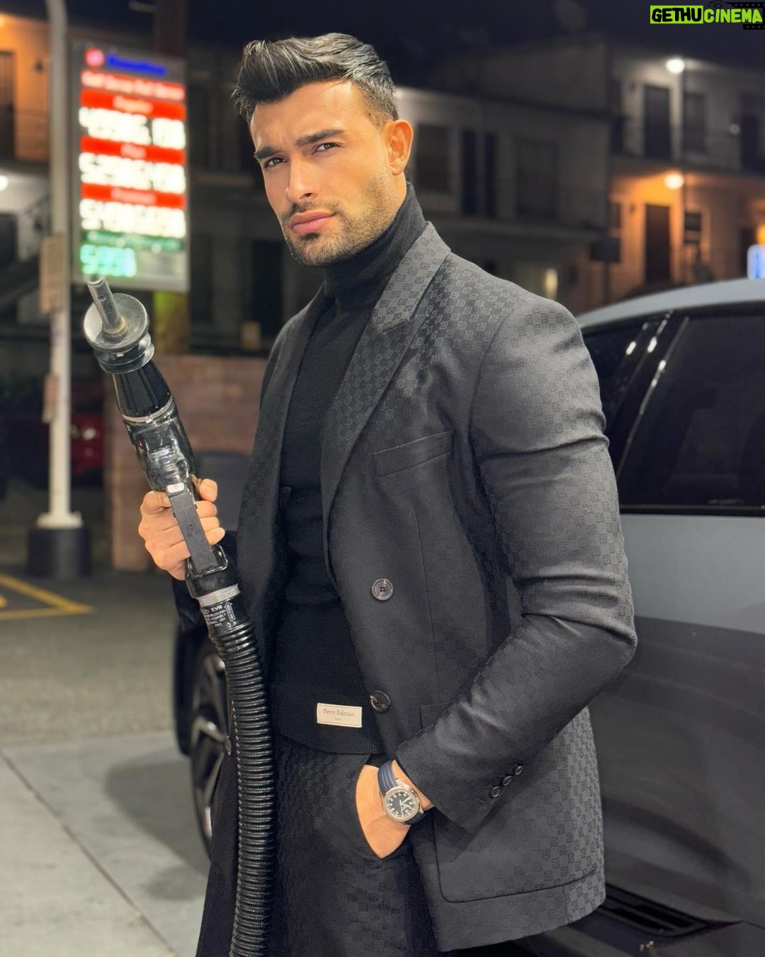 Sam Asghari Instagram - Sunday & GG after party Wearing @balmain Styled By: @jamesgatsby
