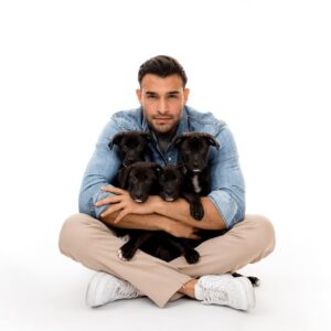 Sam Asghari Instagram - This was by far my favorite project.
📸 @charlienunnphotography 
🐕🐾🐶 @hitlivingfoundation 
📰 @peta