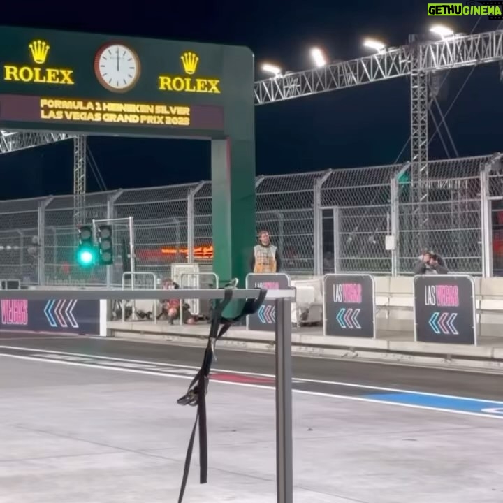 Sam Asghari Instagram - Great weekend at @f1 with @vista_lasvegasf1 🏎️
