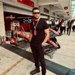 Sam Asghari Instagram - @f1 Weekend in Austin. 🤠 @wagoneer @sportsillustrated #wagoneer #grandwagoneer Austin, Texas