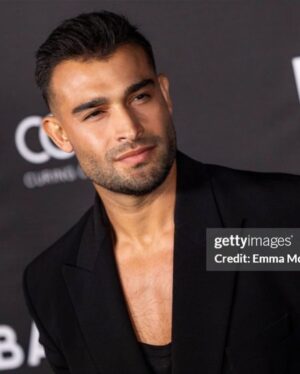 Sam Asghari Instagram - I had the pleasure to be part of @cosf_foundation event to raise awareness for children battling cancer. 
📸 @gettyentertainment 
Styled by: @balmain & @jamesgatsby 
#BALMAIN4COSF
#COSFZODIACBALL #COSF #CURINGCANCER
