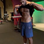 Sam Asghari Instagram - Sunday work 💪🏽