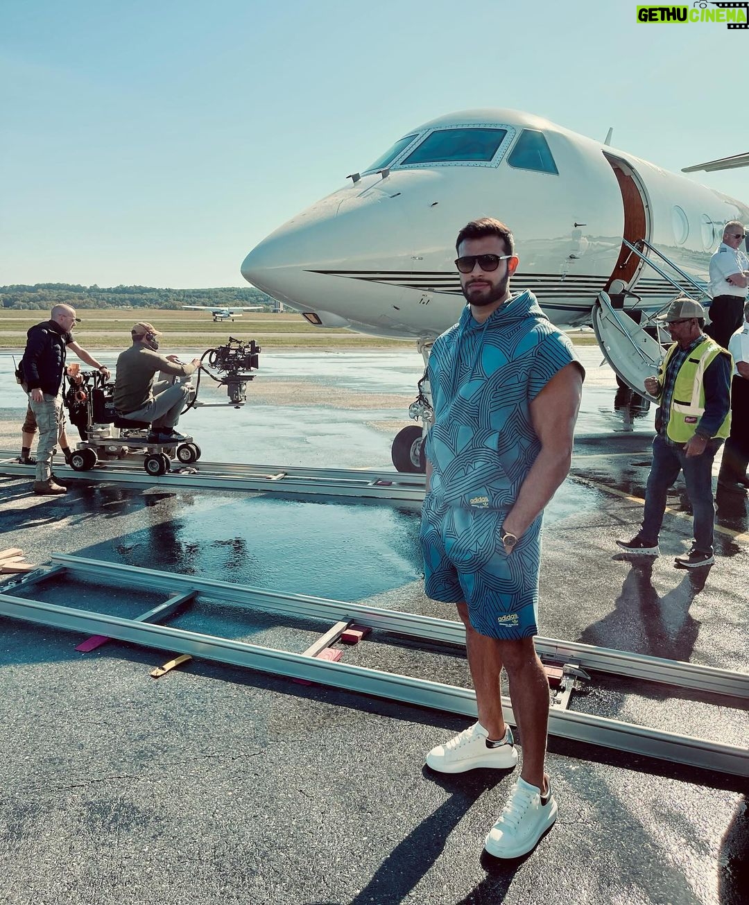 Sam Asghari Instagram - Had the pleasure to share the screen with some amazing talent. Check out @specialopslioness on @paramountplus 💪🏽🦁🎥