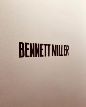 Sam Asghari Instagram - At the #bennettmiller 🖼️ @gagosian with some cool people last night. Also got alot of skin care tips from Brad Pitt 💪🏽😂 #notwaxfigure