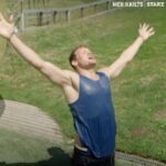 Sam Heughan Instagram - Raise your hand if you fancy an adventure down-under?!🙌🇳🇿 @meninkiltsstarz Now playing on @starz