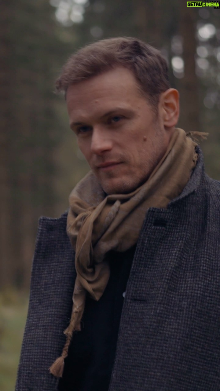 Sam Heughan Instagram - @sassenachspirits are now available 🇺🇸 and 🇬🇧!! Journey with me, through the glens, forests, and mountains of Scotland, and you’ll discover the wealth of unique botanicals that inspired my multi GOLD MEDAL award winning #WildScottishGin 🍏🍸 #SassenachSpirits #SamHeughan #Gin (Link in stories)x