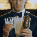 Sam Heughan Instagram - Today’s the day! #SassenachWhisky is available in the USA 🥃 🇺🇸 Visit SassenachWhisky.com for your Gold! And to celebrate our nationwide rollout, I’ll be spreading a little holiday cheer in person @totalwine this Saturday, December 3 in New York and on Sunday, December 4 in Miami (Pinecrest). See you this weekend x #SassenachWhisky #SpiritOfHome #NewYork #Miami #Whisky #Whiskey #ad