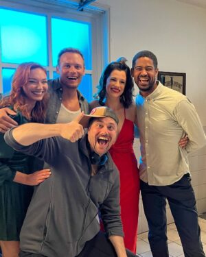 Sam Heughan Instagram - The strike is over!!

Delighted to be able to work, promote and talk about Acting again…

@outlander_starz 
@meninkiltsstarz 
#TheCoupkeNextDoor