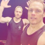 Sam Heughan Instagram - Day 1 @mypeakchallenge 2024!🙌 Come join us, the platform is LIVE! Chose your workout track, yoga, meditation, nutrition, community support and so much more to come… Supporting @world_wildlife 🌍🐼