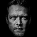 Sam Heughan Instagram - Shoot with the great @drgotts ⭐️