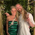 Sam Ryder Instagram - BEST BIRTHDAY EVER 🎉 THANKS FOR HAVING ME @pink & @bsthydepark 👑💛⚡️ BST Hyde Park