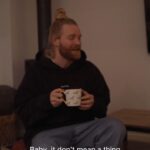 Sam Ryder Instagram - Did something cool – performed in a living room! 😆🏡 Doing it again THIS FRIDAY! You’ve got until MIDNIGHT tonight to download or buy You’re Christmas To Me from the link in my bio to enter 👀🎁…and get the hot chocs on! ☕️🍫