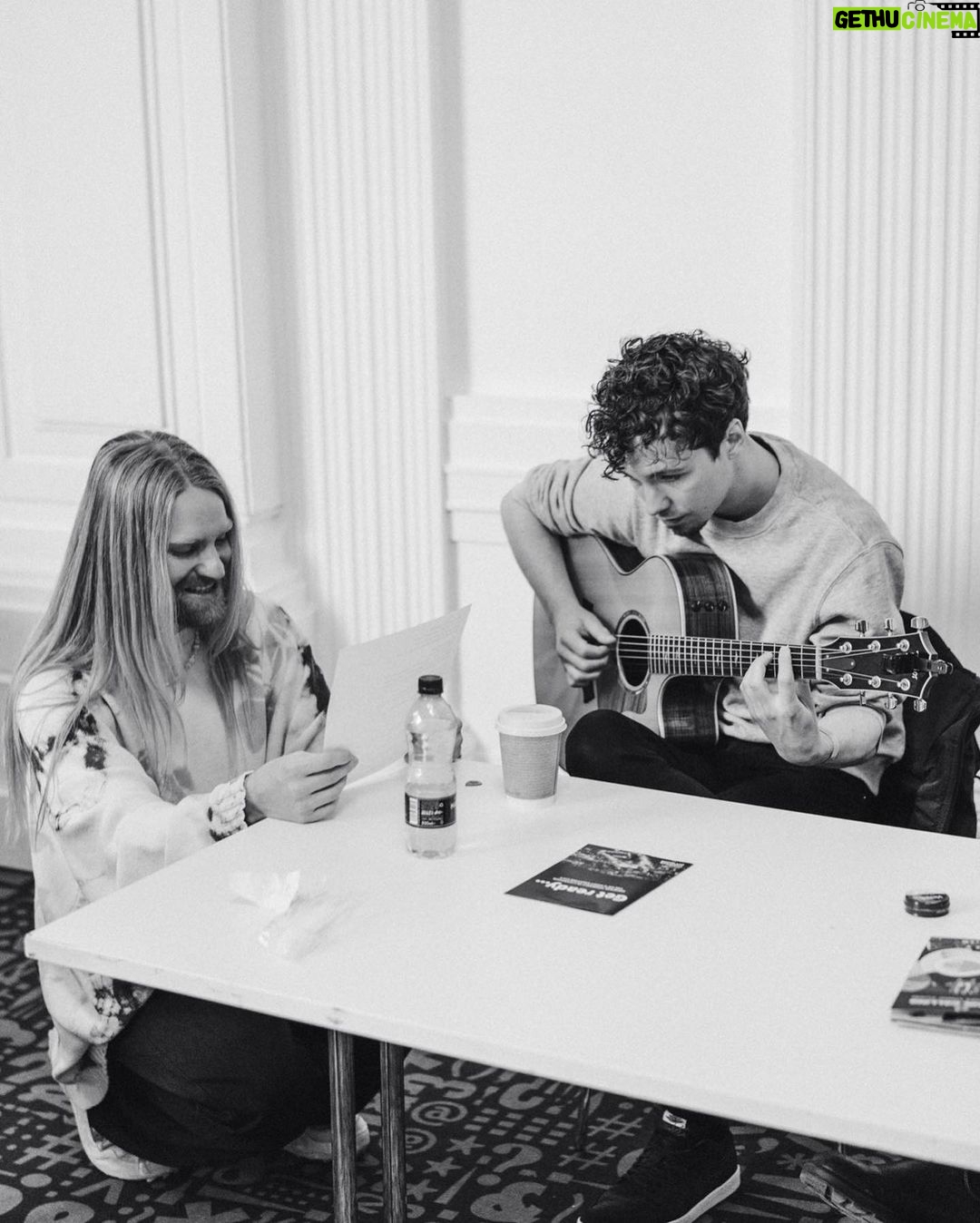 Sam Ryder Instagram - THANK YOU, THANK YOU THANK YOU MOUNTAINOUS DREAMERS! 🏔💛✨ a little look behind the scenes from an incredible week 🎉 Liverpool