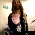 Sam Ryder Instagram - Truly felt the incredible warmth from the legends of Leeds (despite it feeling like -50 degrees on the streets before the show 🥶) BIG love, thanks for having me and eyyyyyyyyyyyyyyyyyyyyyy up 👊🏻 Leeds, England
