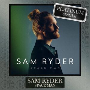 Sam Ryder Instagram - What a way to kick off the year…WE WENT PLATINUM!! 🤍💿 thank you thank you 🙏
