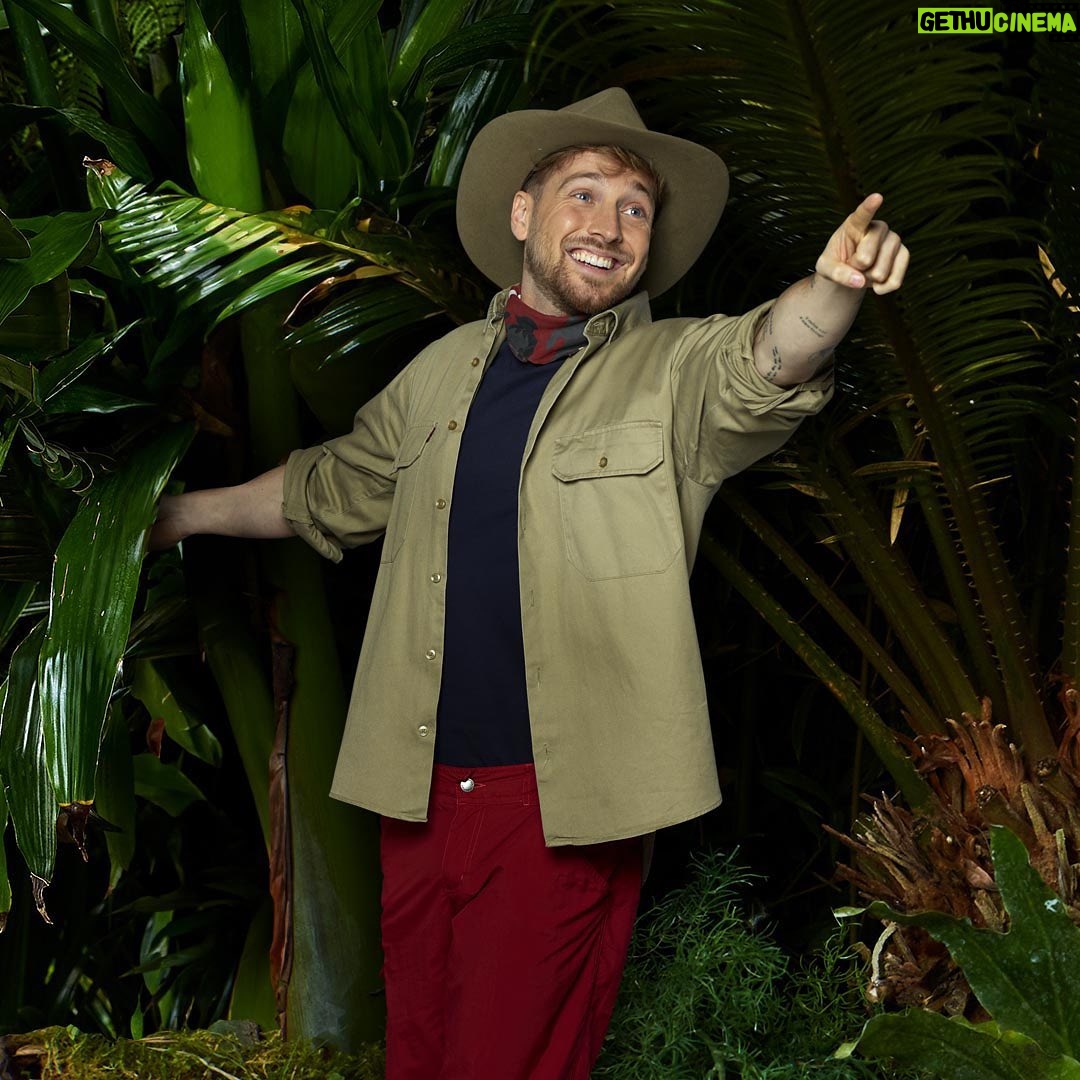 Sam Thompson Instagram - We hear Sam Thompson is a big fan of the show… fingers crossed he still feels that way after a Bushtucker Trial or two🤞#ImACeleb @SamThompsonUK
