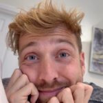 Sam Thompson Instagram - Girls have the worst morning breath and I won’t hear anything else about it 😂😂