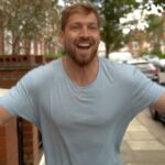 Sam Thompson Instagram - Couldn’t get anyone to be in my video sooooooo….What’s better than one Sam Thompson? TWO SAM THOMPSONS 😂 in an electric Zipcar FOR THE FIRST TIME! @zipcaruk #Zipcaruk #electricvehicle #electriccar #EV #carsharing AD