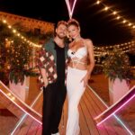 Sam Thompson Instagram - What an awesome evening last night for the final Love island Aftersun. To have @zara_mcdermott there at the place that started her journey and for her to see me working on it was so cool! how beautiful does she look 🥹❤️
