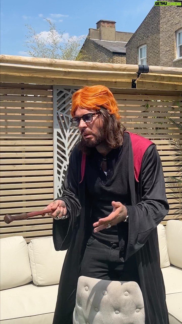 Sam Thompson Instagram - You’re a wizard Peter 😂🧙🏻♂️ He’s always wanted to play the ‘ginger prick’ from Harry Potter 😂