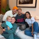 Sam Thompson Instagram - My family 🥹❤️ @ryan.libbey @louise.thompson @zara_mcdermott