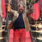 Sam Thompson Instagram - The KING of the jungle! 👑 @samthompsonuk joined Lorraine exclusively to talk about the jungle, how lucky he feels to have @zara_mcdermott, @p_wicks01 and his families support and much, much more. #SamThompson #Lorraine #ImACeleb