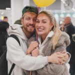 Sam Thompson Instagram - She brought balloons 😂🥹 Reunited with the love of my life. What a trip, what a lucky guy I am 🥹❤️❤️❤️ spot an awkward Pete 😂
